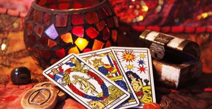 ¿Cada cuanto se recomienda leer el tarot?